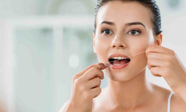 Floss or toothpicks: What’s better for oral hygiene