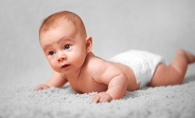 Know what is tummy time and why is it important for newborns