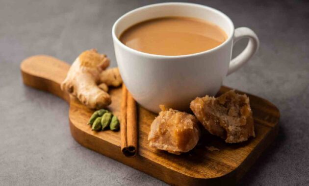 Jaggery tea for weight loss: Try this recipe to shed extra kilos