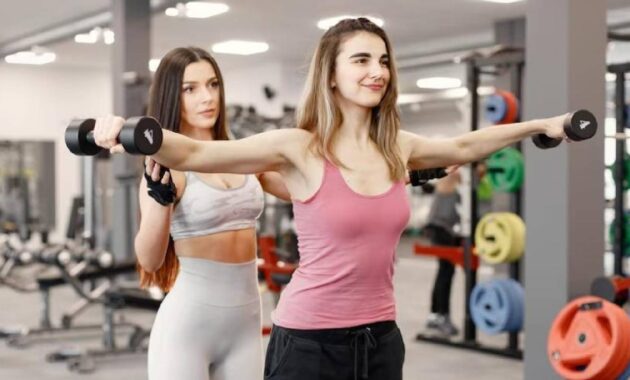 Girls with Muscle Reveal Their Go-to Training Sessions