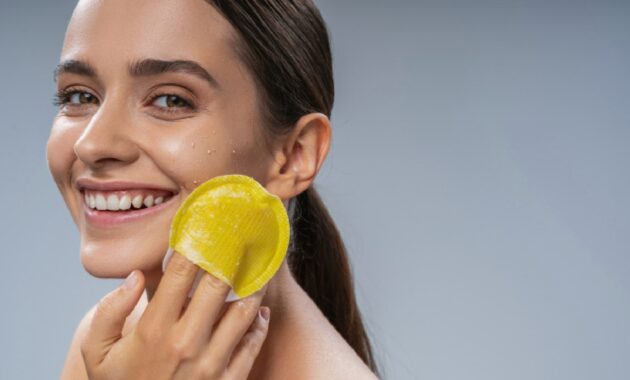 Expert tips to exfoliate your face properly