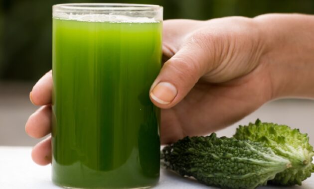 Karela juice for diabetes: 6 best options to control blood sugar