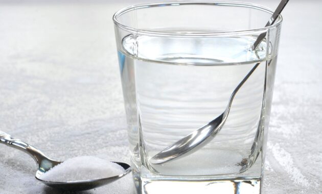 7 health benefits of warm salt water