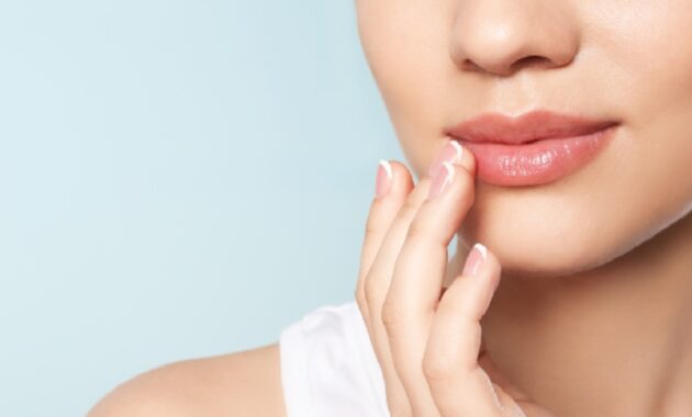 Home remedies for discoloured lips: How to get pink lips naturally