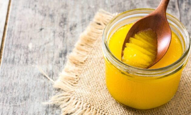 5 benefits of drinking ghee with warm water every morning