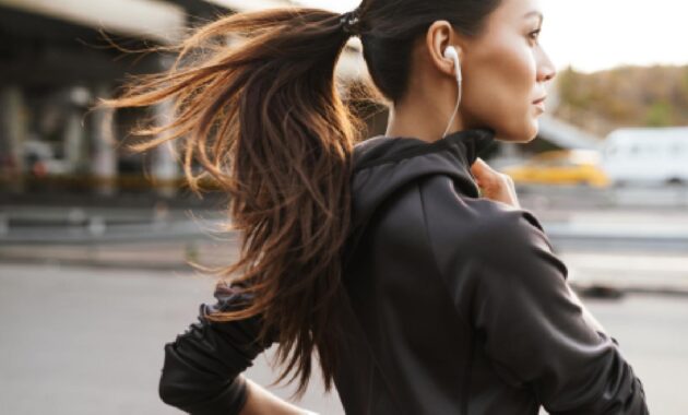 5 best neckband headphones for fun running sessions