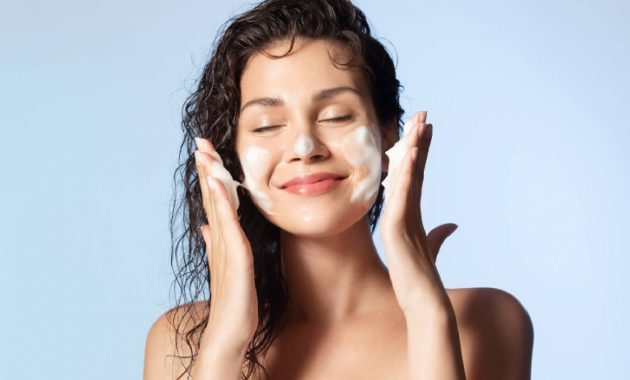 Best salicylic acid face wash for dry skin: Top 6 choices