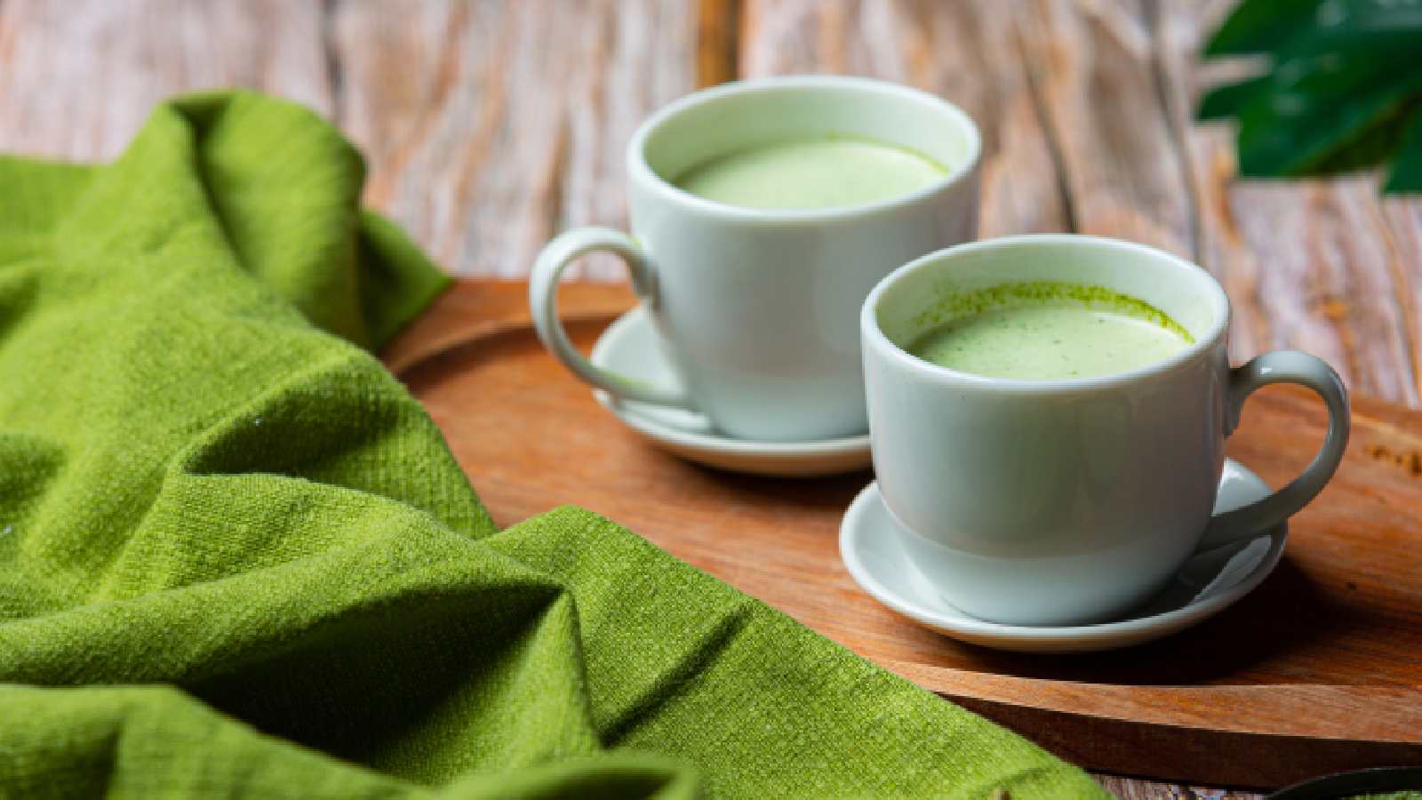 Green tea vs green coffee: Which one is better for weight loss?