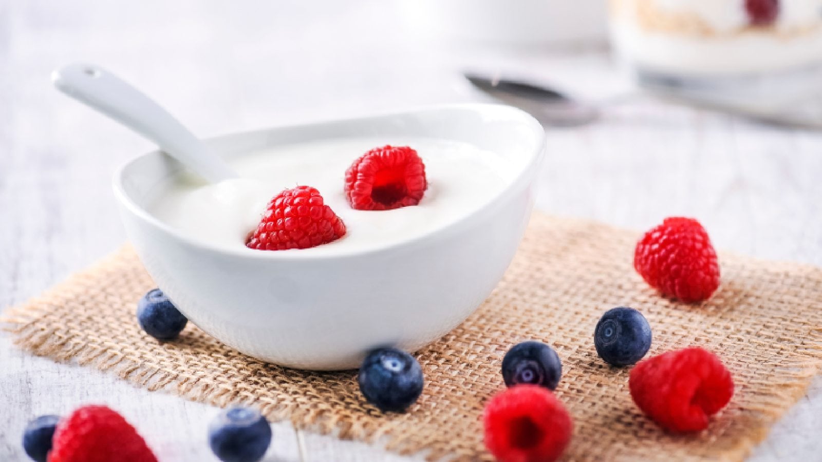 Curd for weight loss: Does it work?