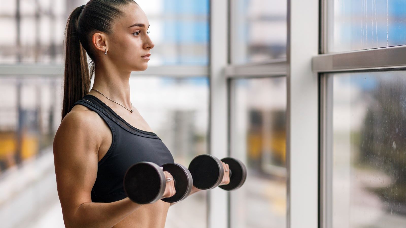 Bicep curls: Benefits and how to do it