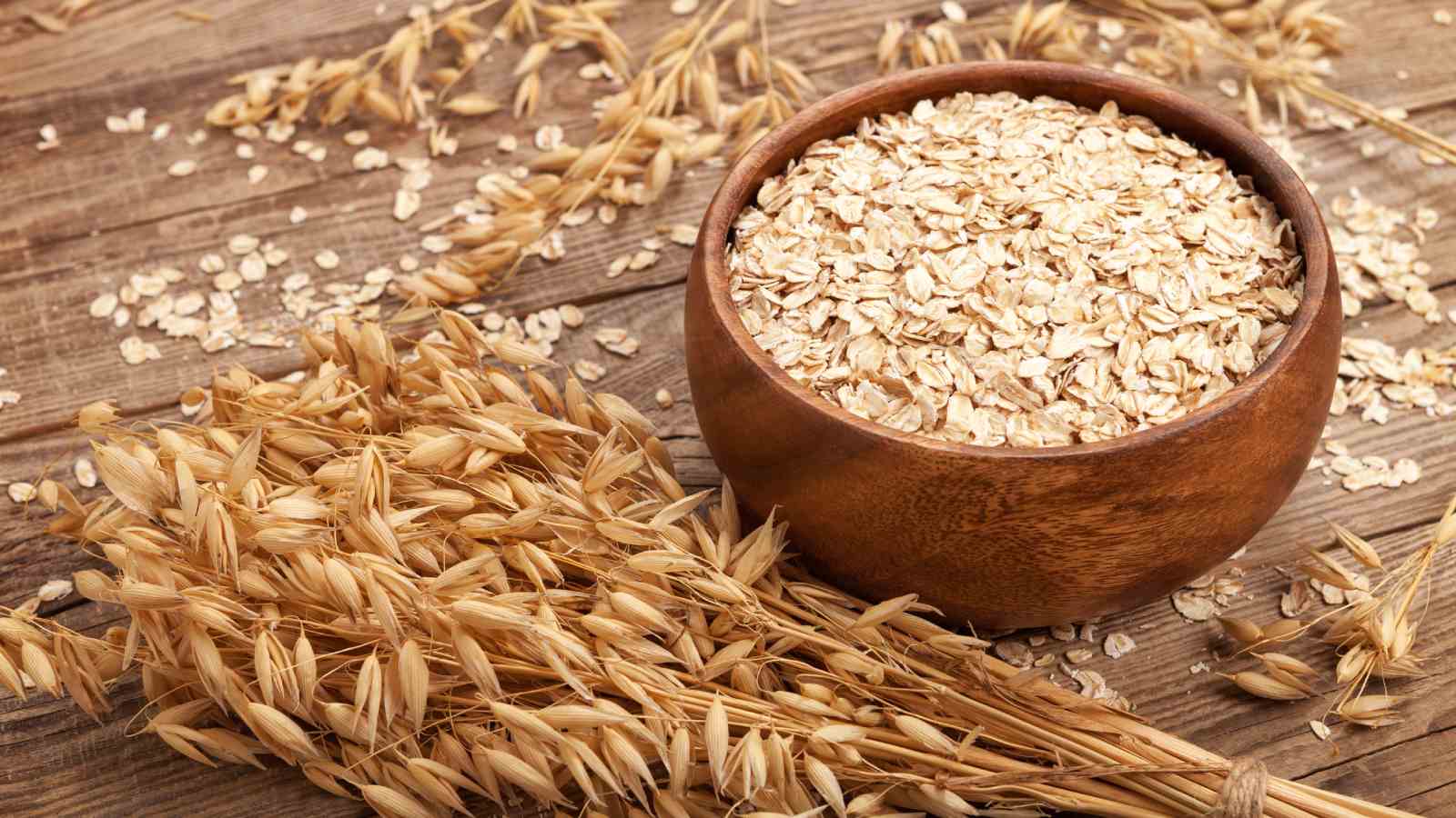 Oats for weight loss: True Elements vs Yogabar comparison