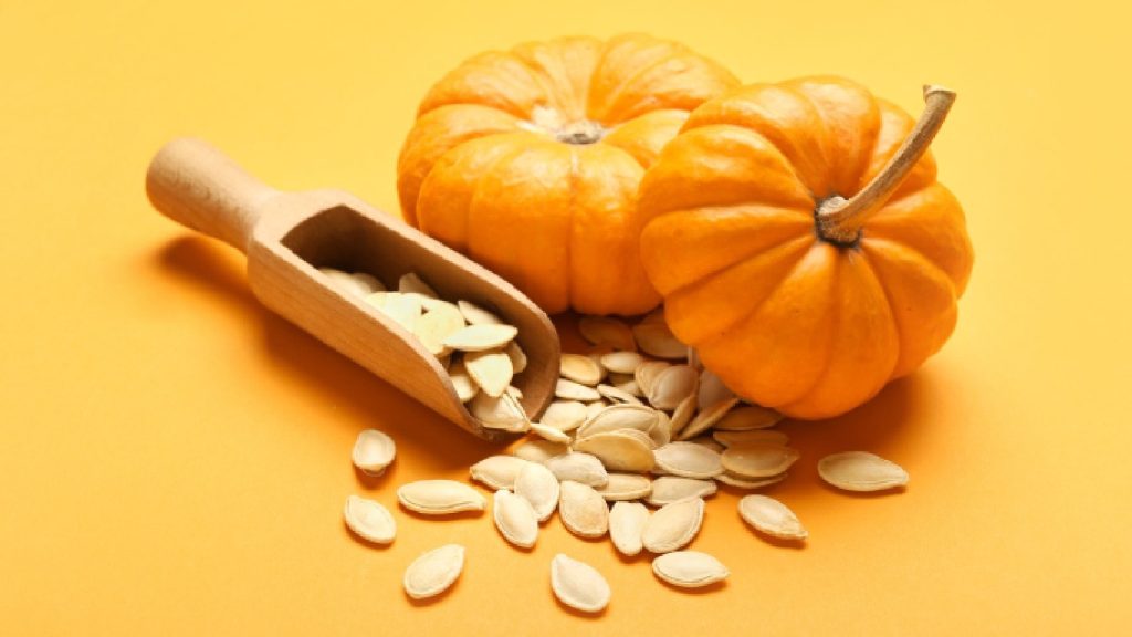 5 pumpkin seeds benefits for a radiant look