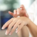 Dry skin between fingers: Causes and treatment