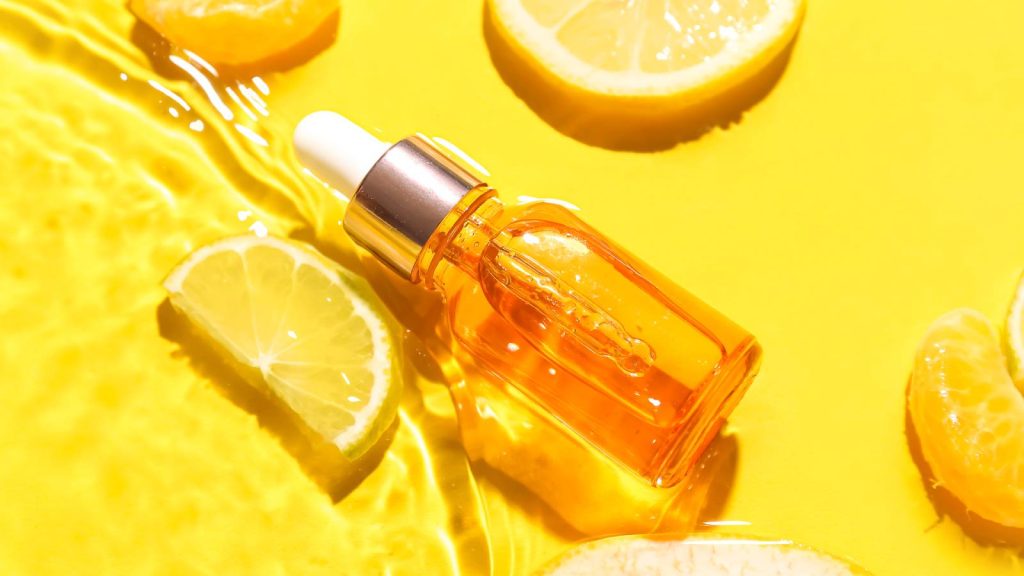 Best vitamin C serum for face that you should try in 2025