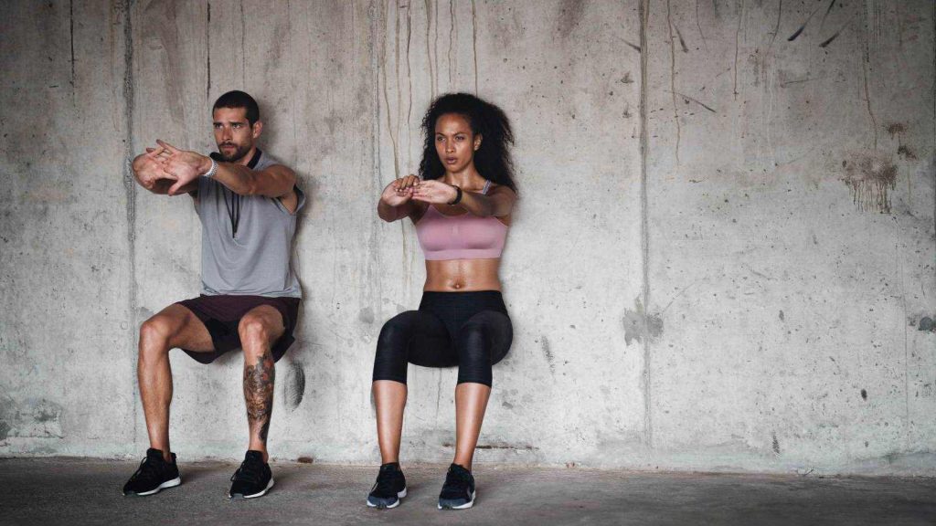 7 surprising benefits of wall squats and how to do them properly