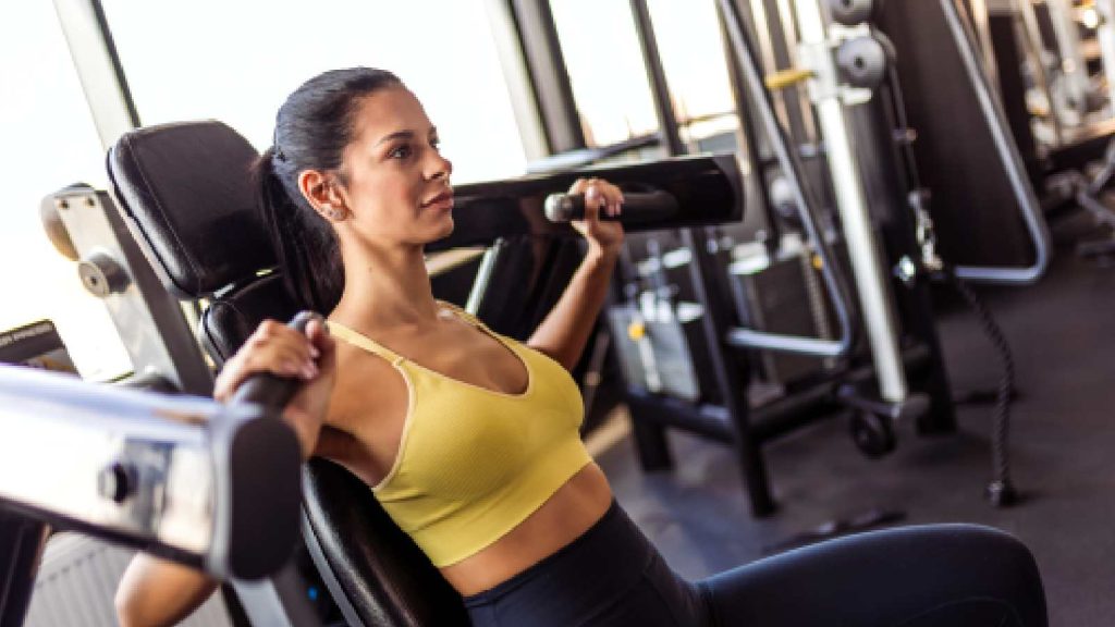 Weight bench exercises: Benefits and how to do