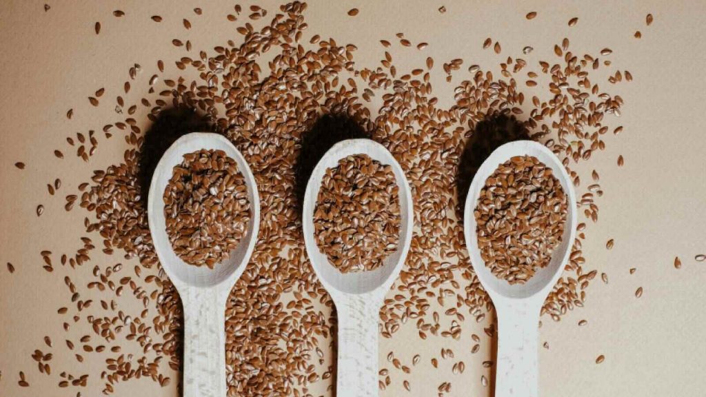 5 flaxseed benefits for better heart health